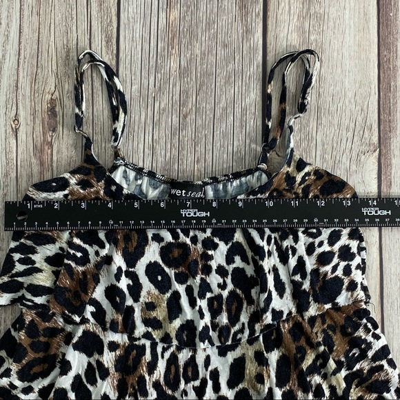 WET SEAL Women’s Animal Print Ruffle Peplum Top Leopard Print Size L Juniors. - Picture 10 of 10